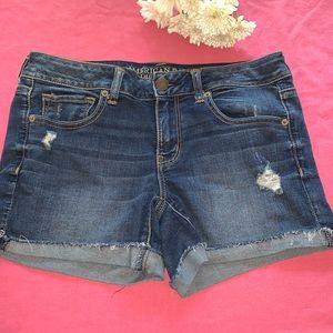 AMERICAN EAGLE women Super Stretch Distressed shor